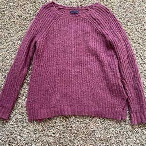 Maroon Size Small Sweater